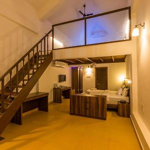 Duplex Quadruple Room